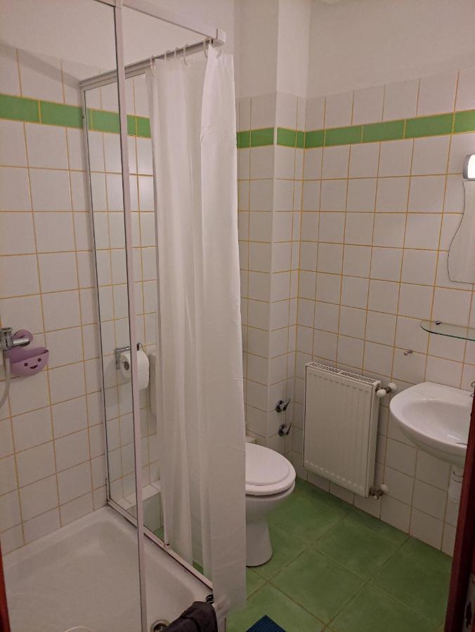 Szent Kristof Apartmanhotel Zalaegerszeg Esterno foto
