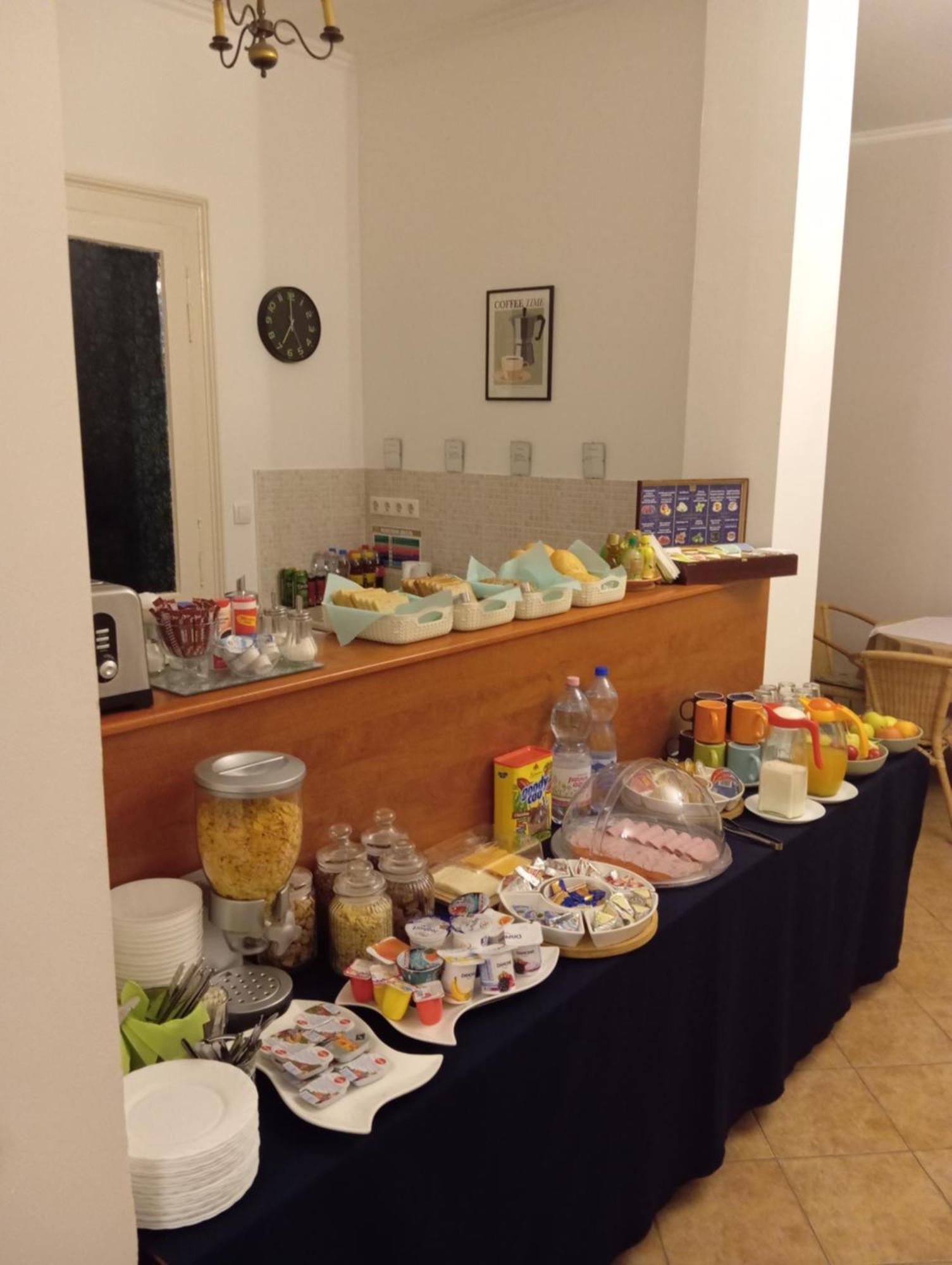 Szent Kristof Apartmanhotel Zalaegerszeg Esterno foto